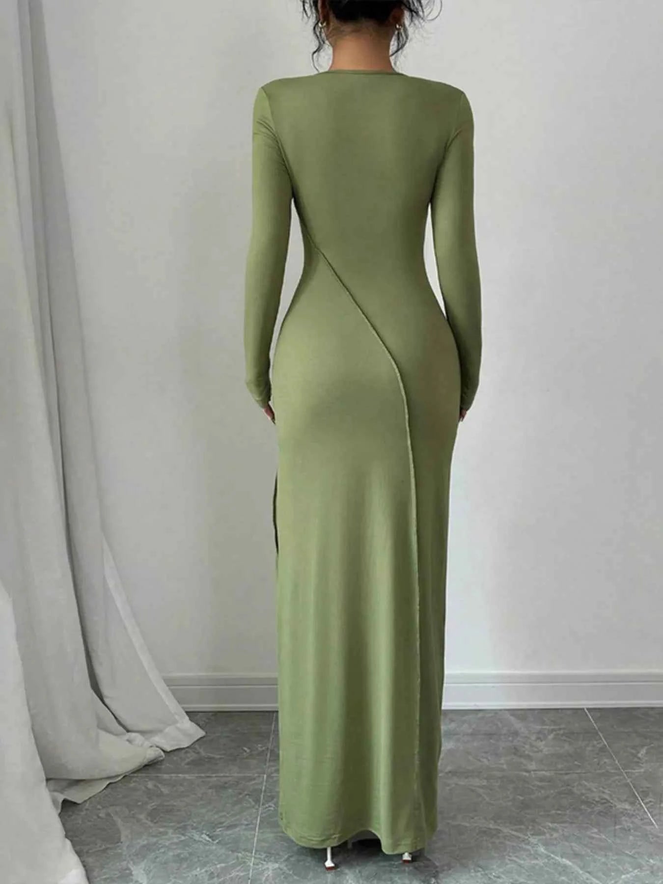 Exposed Seam Long Sleeve Maxi Dress