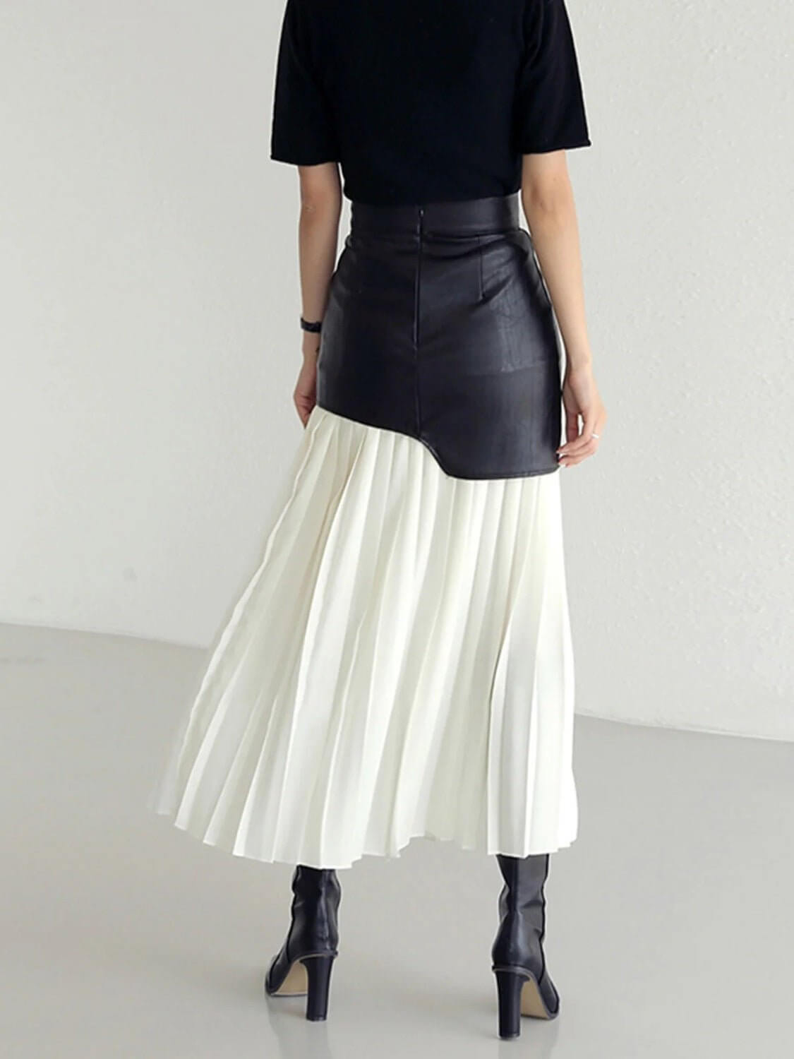 Pleated Contrast High Rise Skirt | Sugarz Chique Boutique