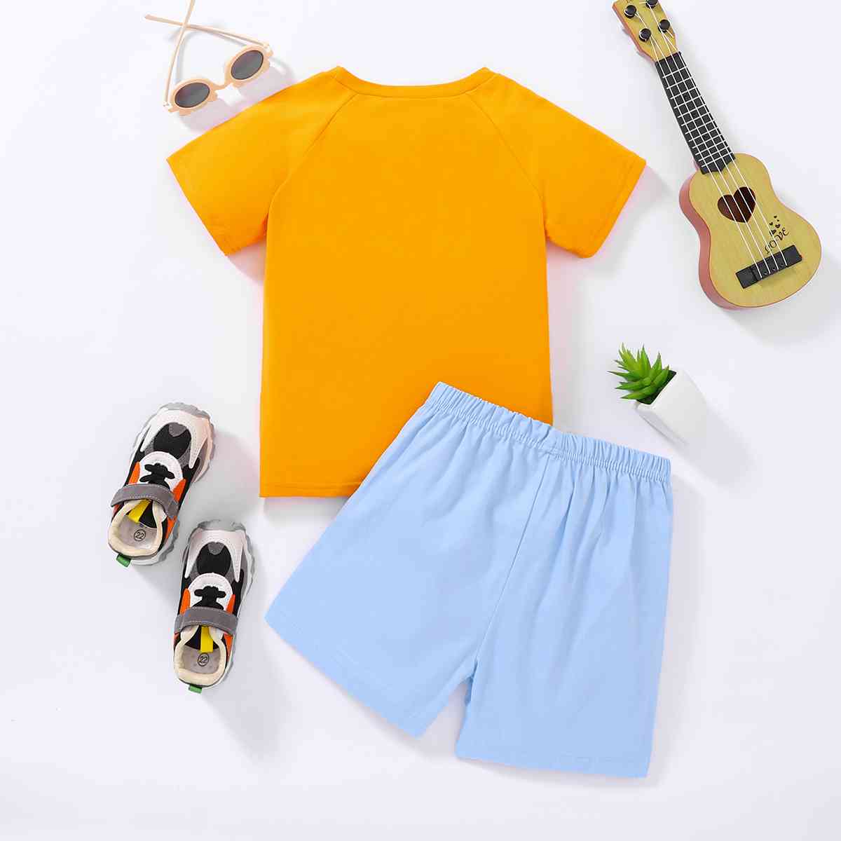 Kids Graphic Raglan Sleeve Tee and Shorts Set | Sugarz Chique Boutique