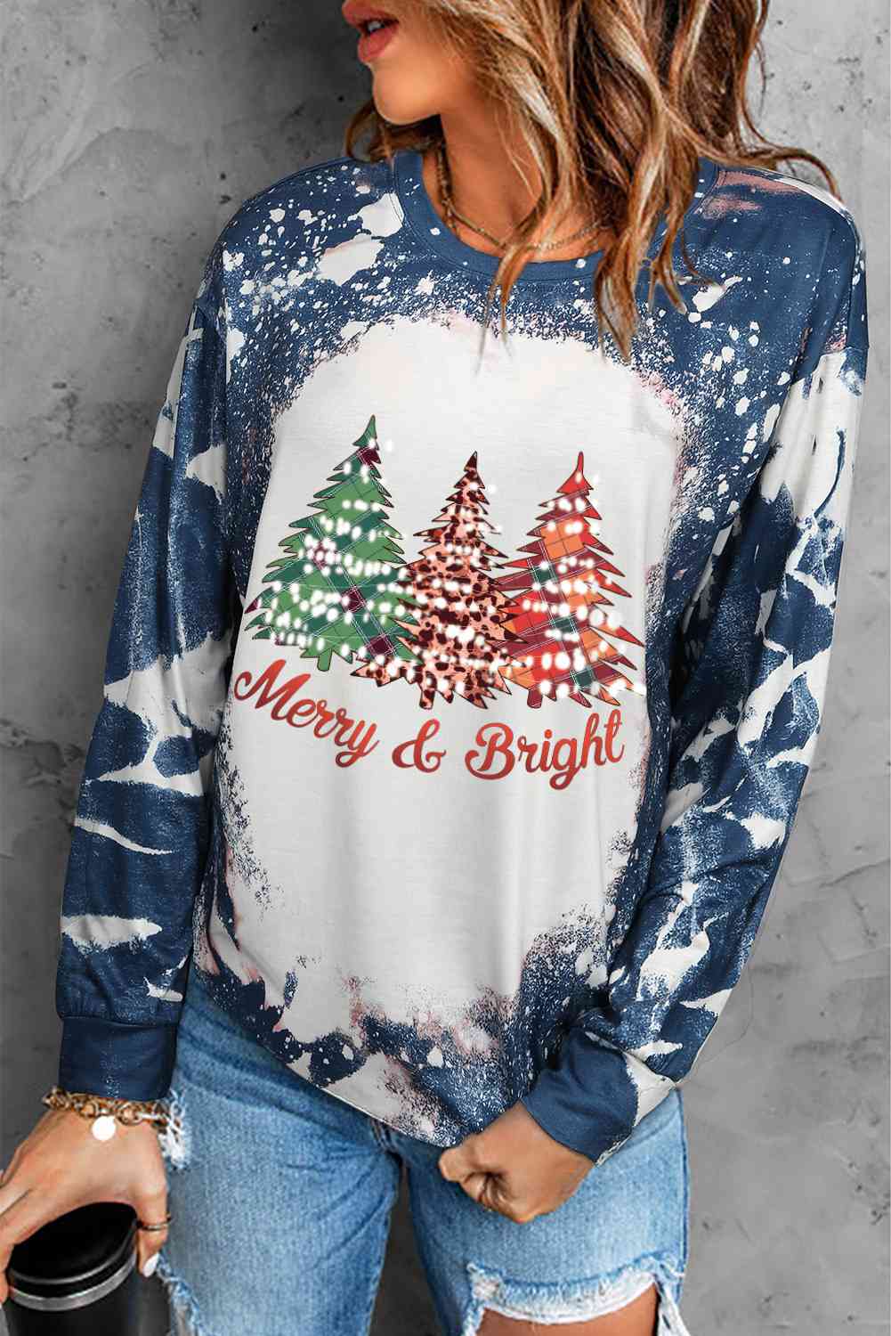 MERRY & BRIGHT Graphic Long Sleeve Top | Sugarz Chique Boutique