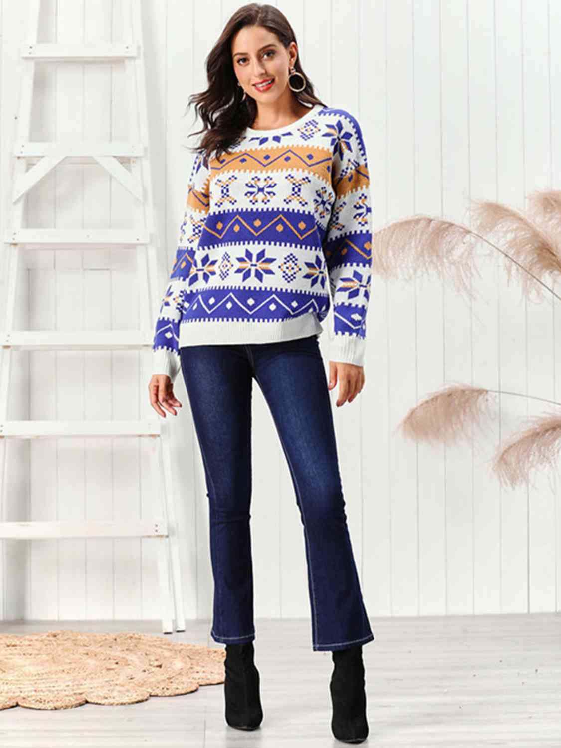 Snowflake Pattern Round Neck Sweater | Sugarz Chique Boutique