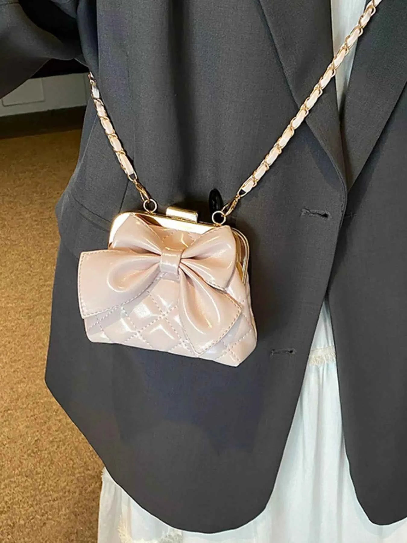 Bow Decor Quilted Crossbody Bag