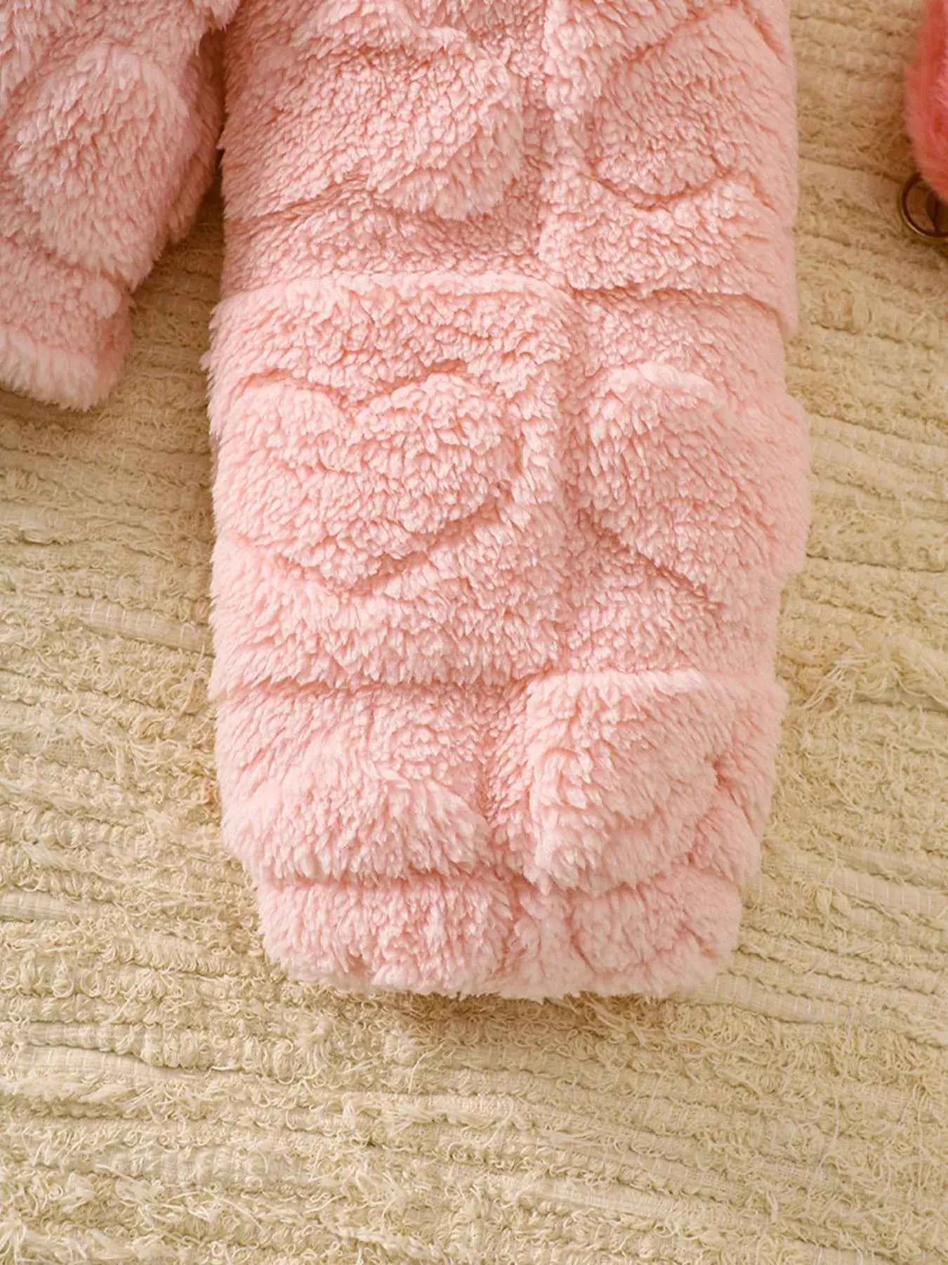 Children's Heart Pattern Fuzzy Hooded Outerwear