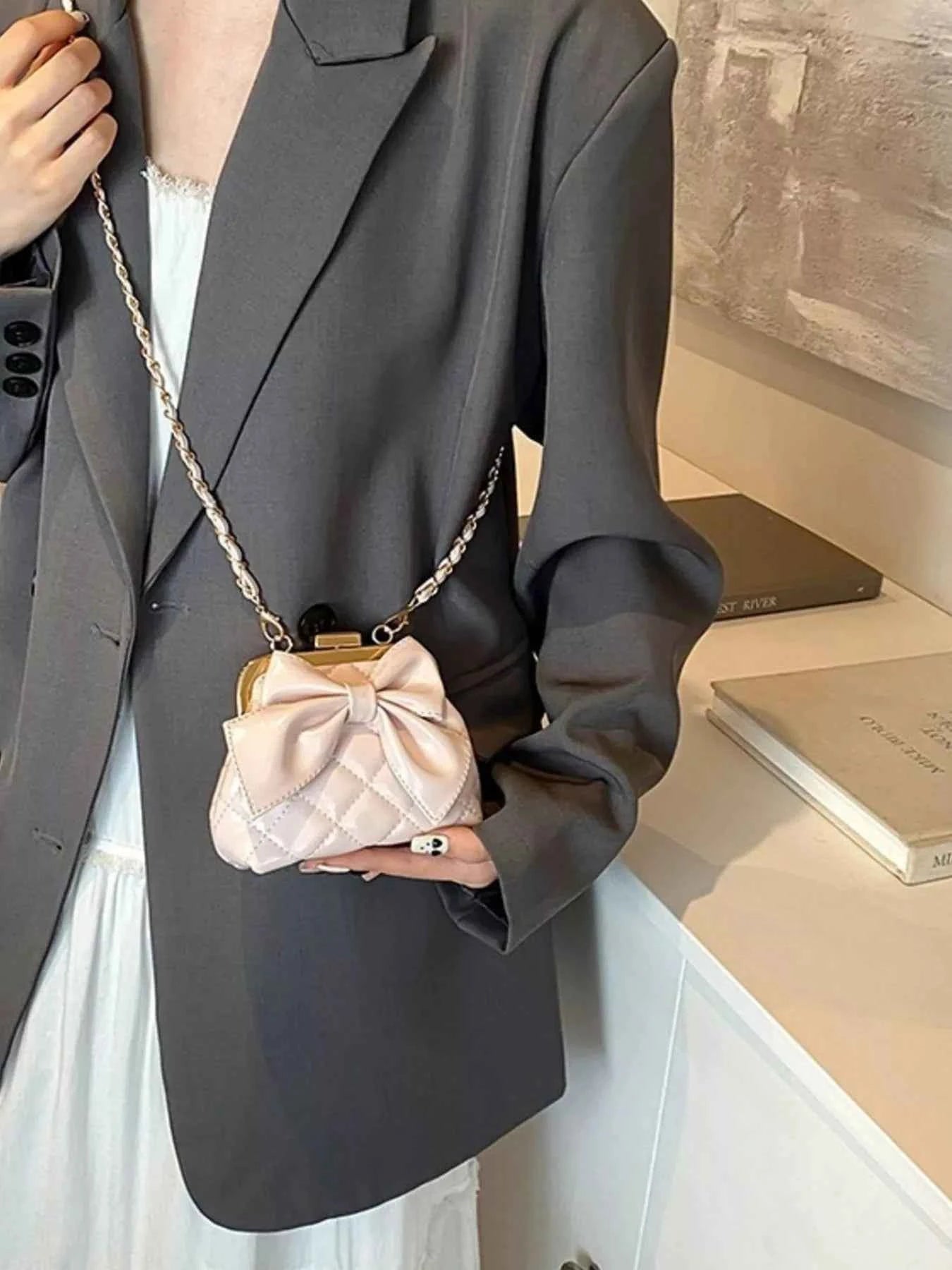 Bow Decor Quilted Crossbody Bag