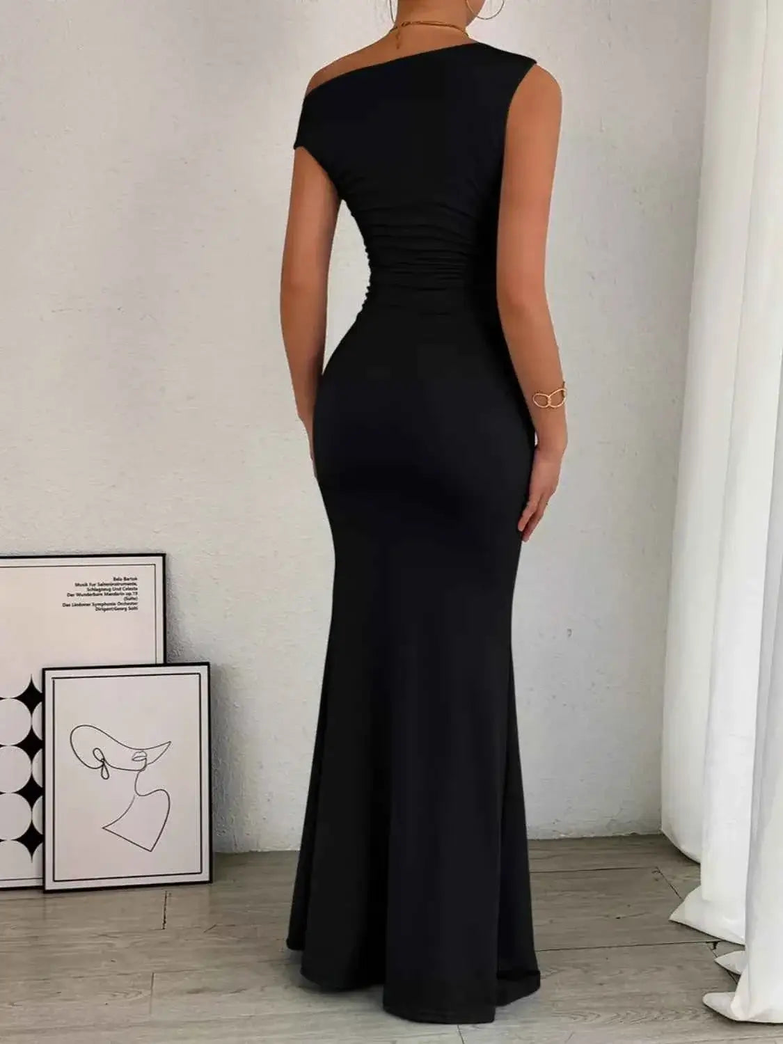 One-Shoulder Ruched Bodycon Maxi Dress