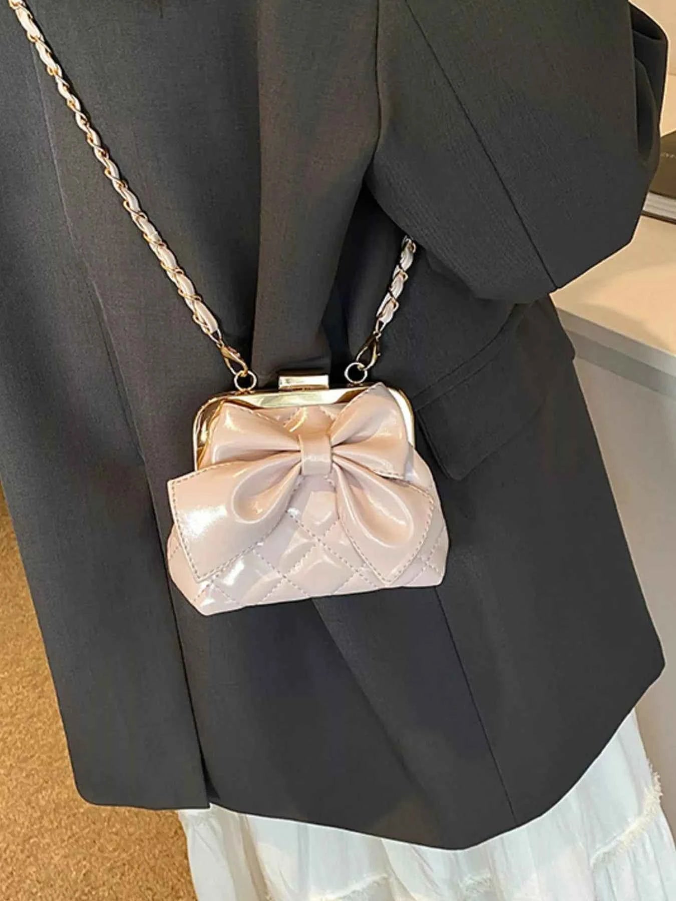 Bow Decor Quilted Crossbody Bag