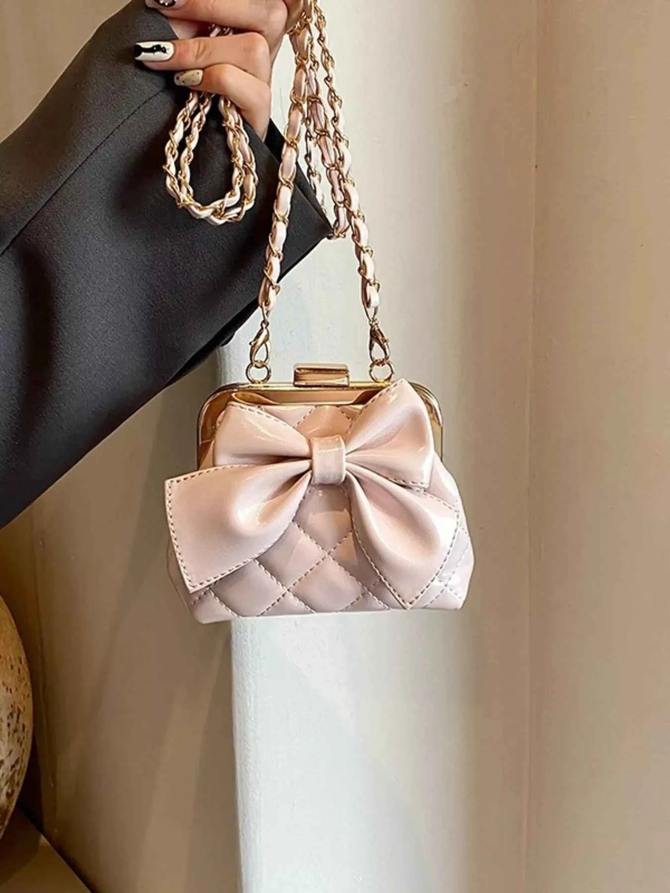 Bow Decor Quilted Crossbody Bag