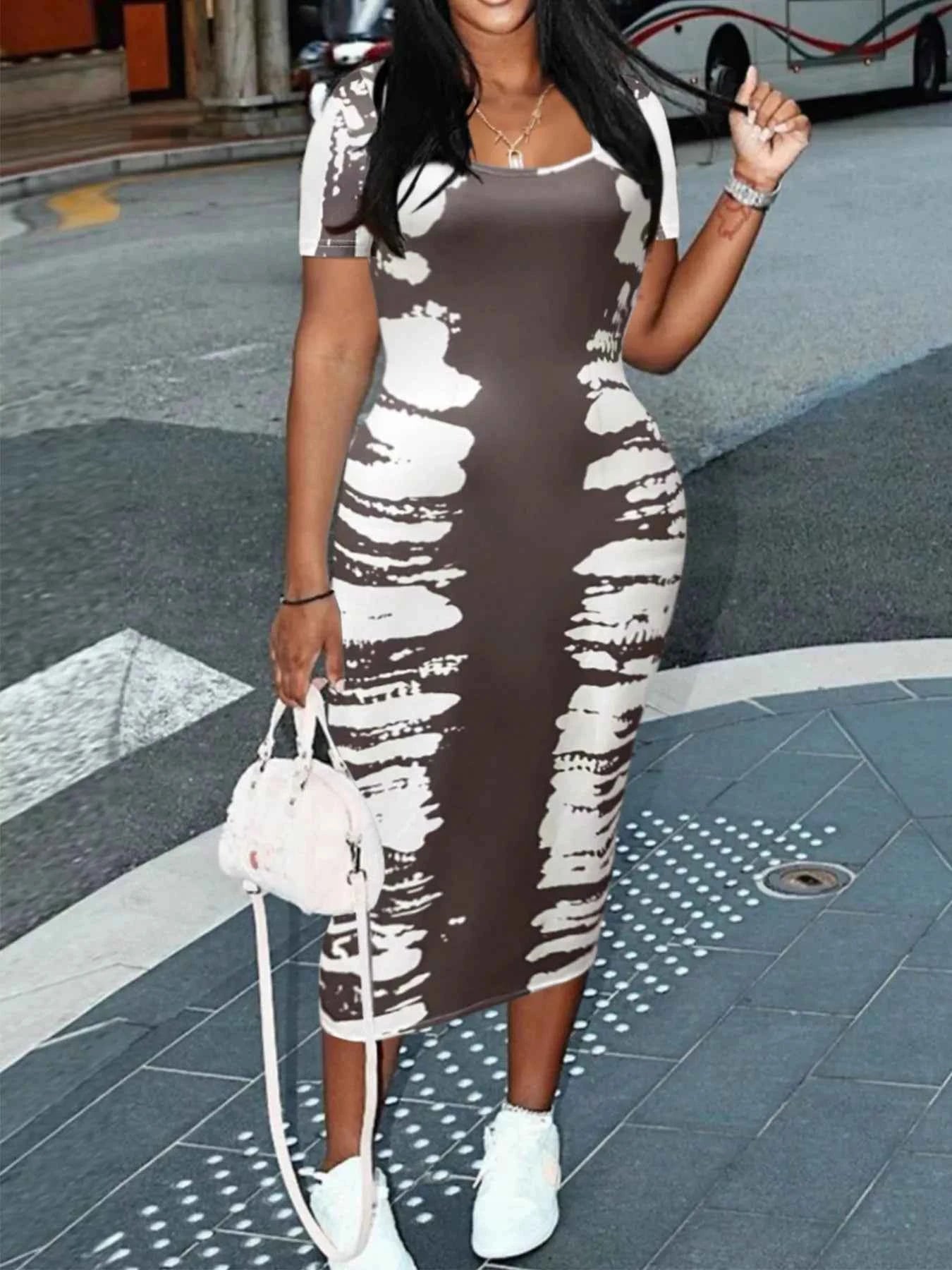 Plus Size Square Neck Short Sleeve Dress