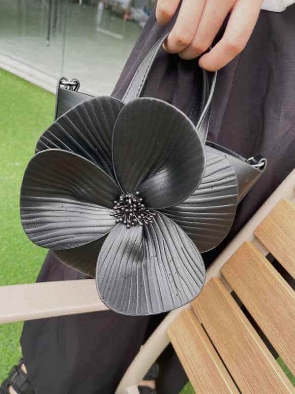 Creative flower handbag shoulder crossbody chain bag | Sugarz Chique Boutique