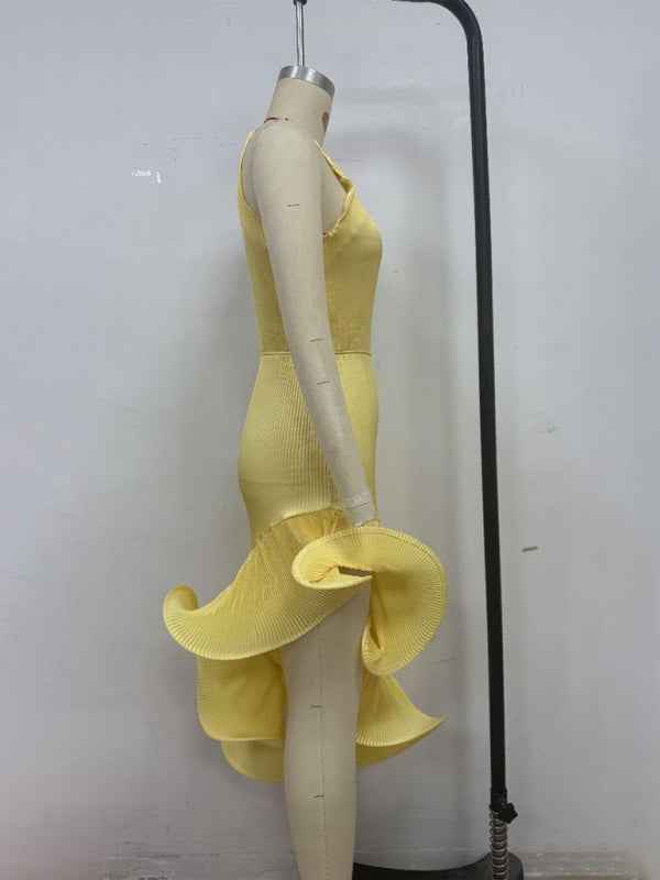 Sexy sleeveless dress with irregular ruffles | Sugarz Chique Boutique